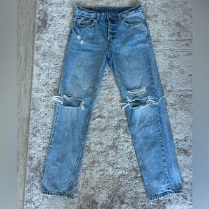 H&M boyfriend jeans size 4